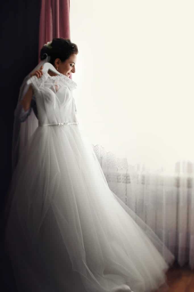 Planning to sell your wedding gown Heres everything you need to know